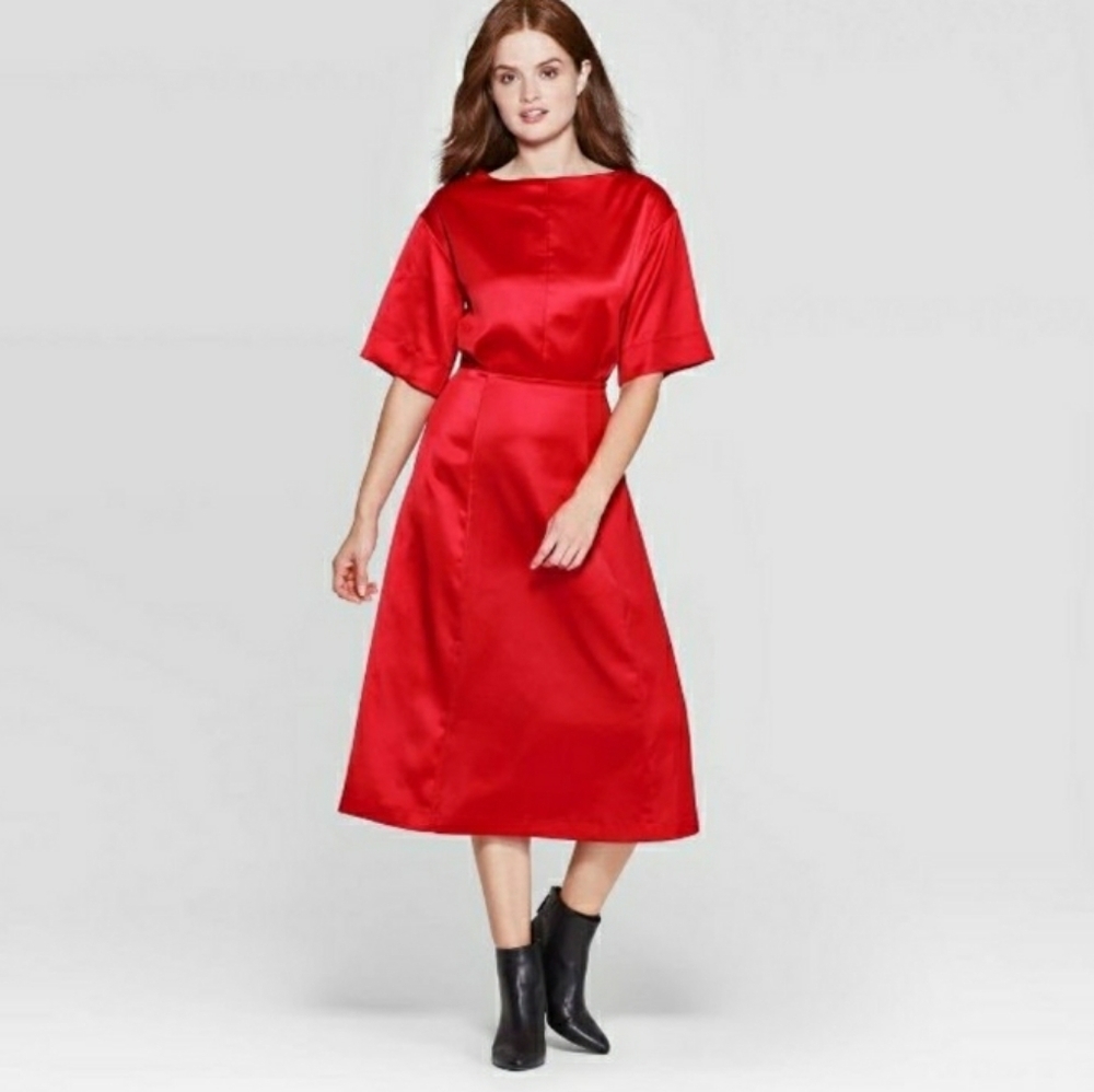 * PROLOGUE BOAT NECK SATIN SHORT SLEEVE MIDI DRESS RED